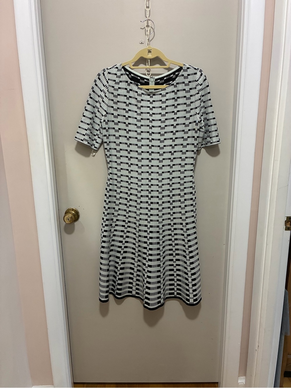 ST.JOHN Collection Mint Black Textural Grid Knit fit and flare dress